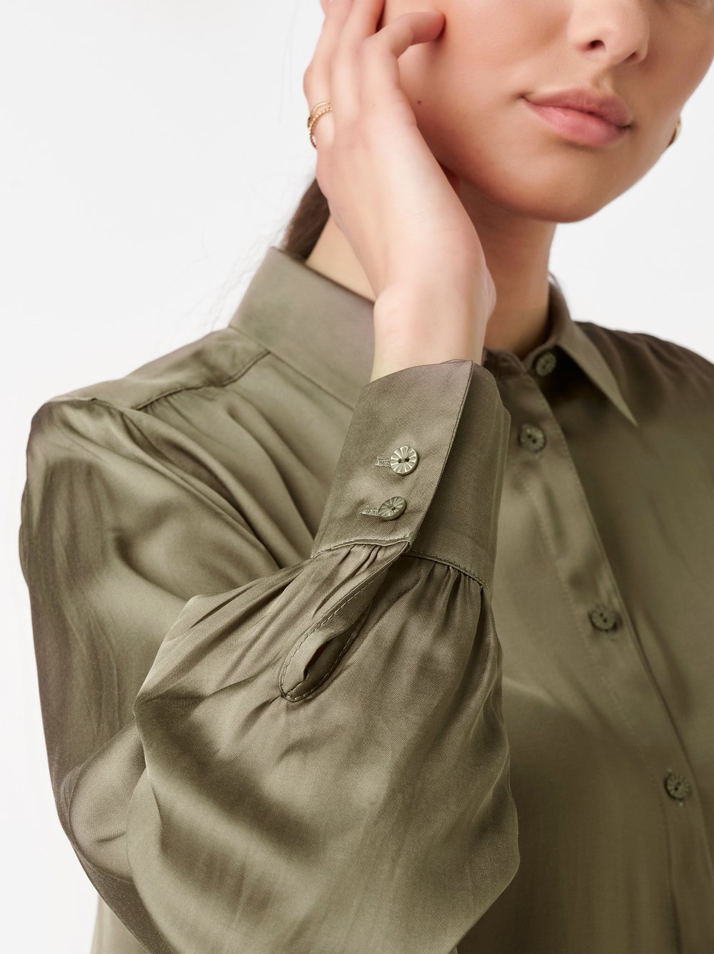 Blouse Lena soft leave detail view Blouse Lena soft leave detail view