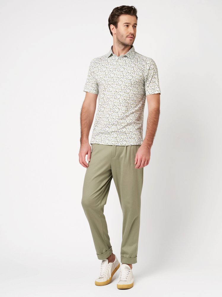 Mens trousers casual in solid green, outfit view worn by model
