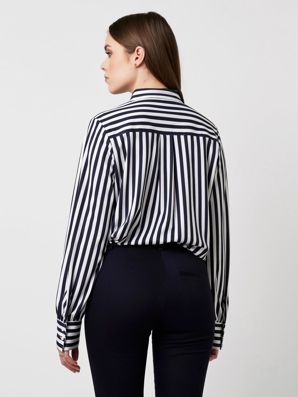 Blouse Lizzy navy bold stripes rear view
