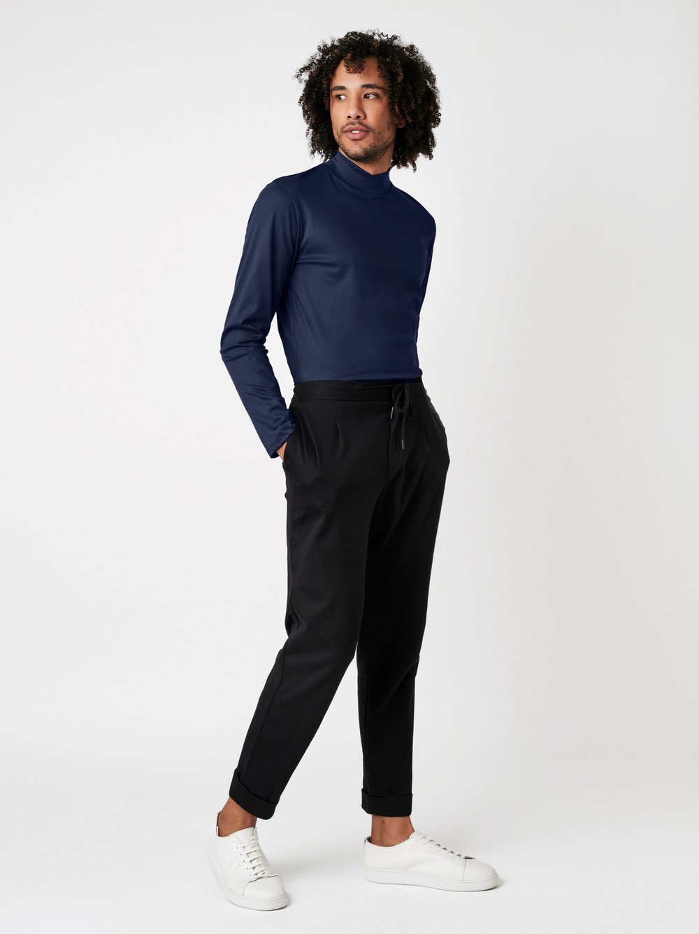 T-Shirt Casual Turtleneck solid navy   outfit view