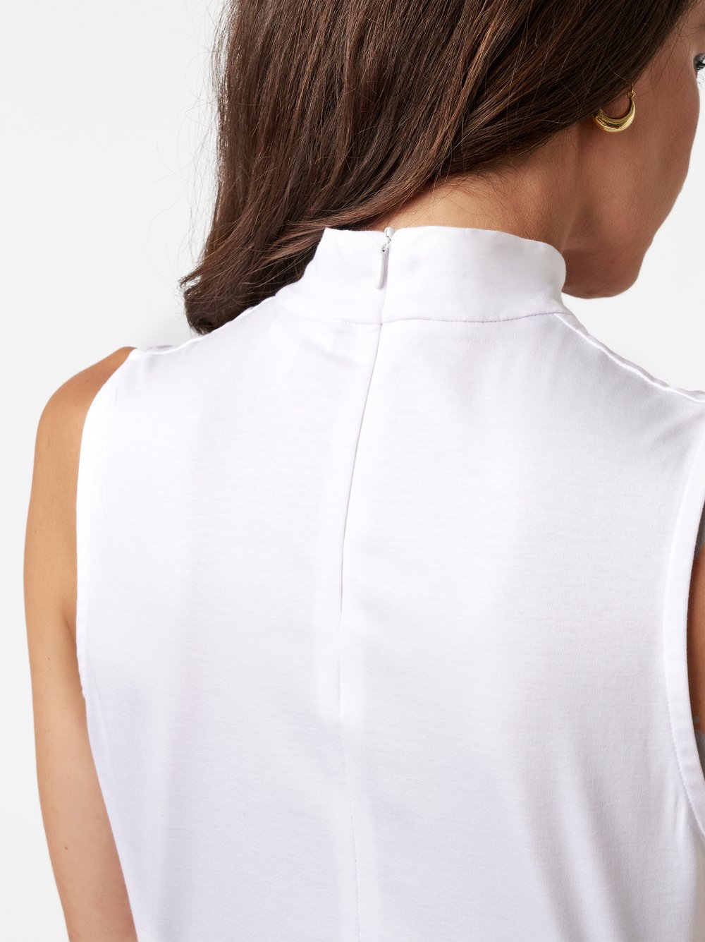 Top Alea white  detail view Top Alea white  detail view