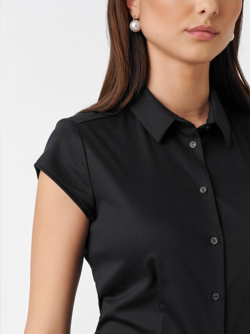 Bluse Pia solid black Detailansicht