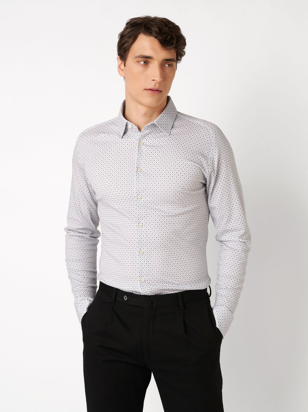 Mens shirt casual kent in grey squares and circles, front view worn by model