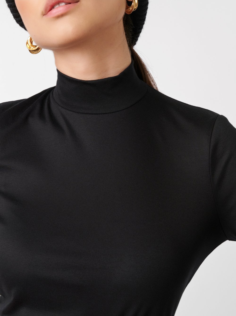 Sweater Anna black popeline detail view Sweater Anna black popeline detail view