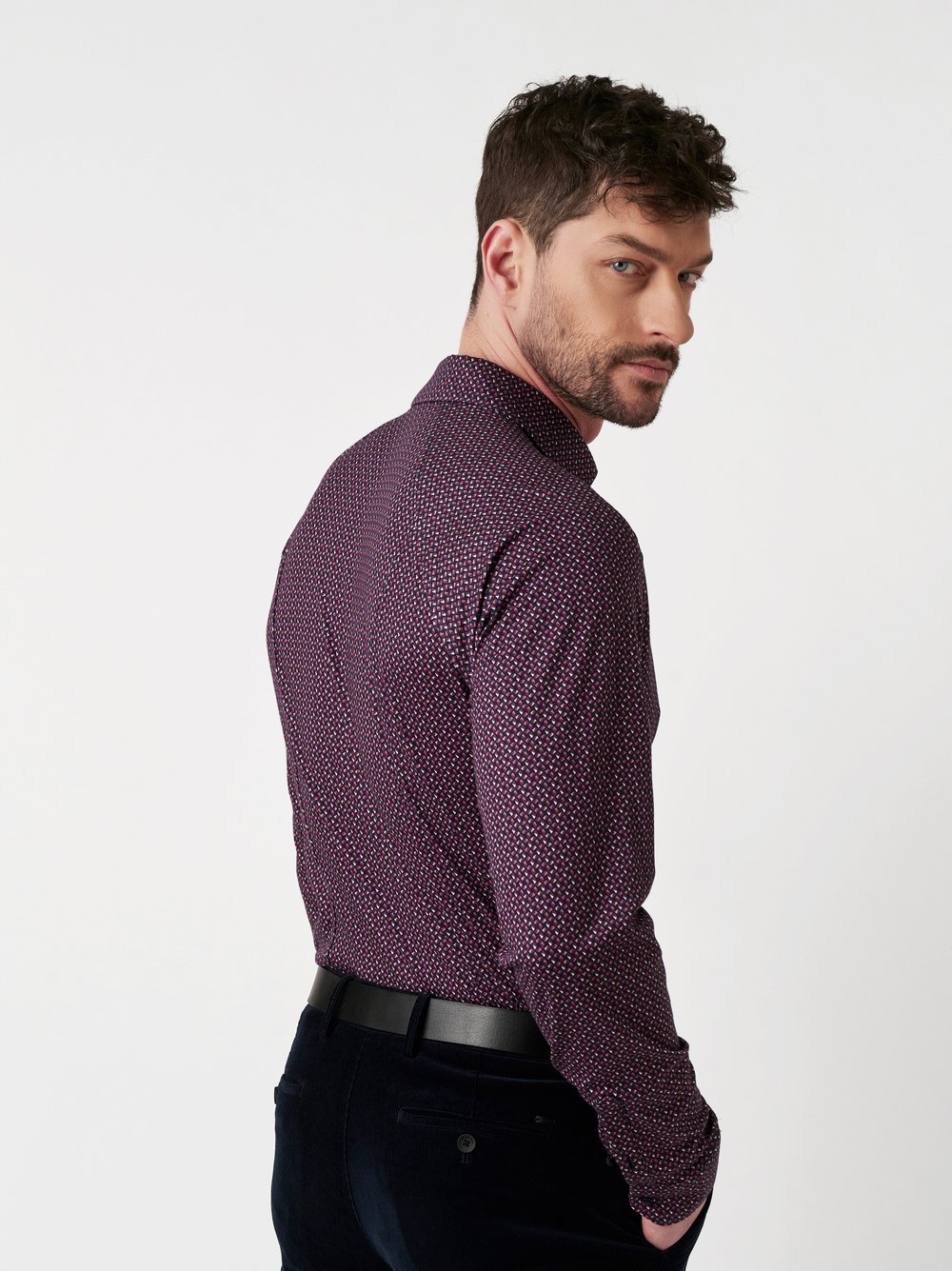 Shirt Casual Kent burgundy navy metric rear view