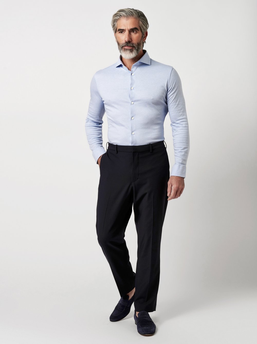Herrenhemd Luxury Hai in blue melange, Outfitansicht am Model