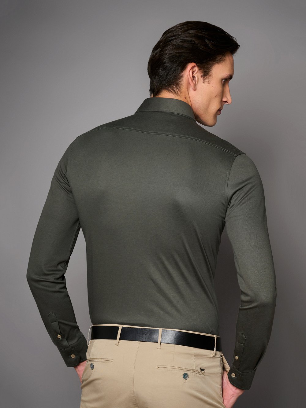 Hemd Luxury Hai deep moss solid Rueckansicht