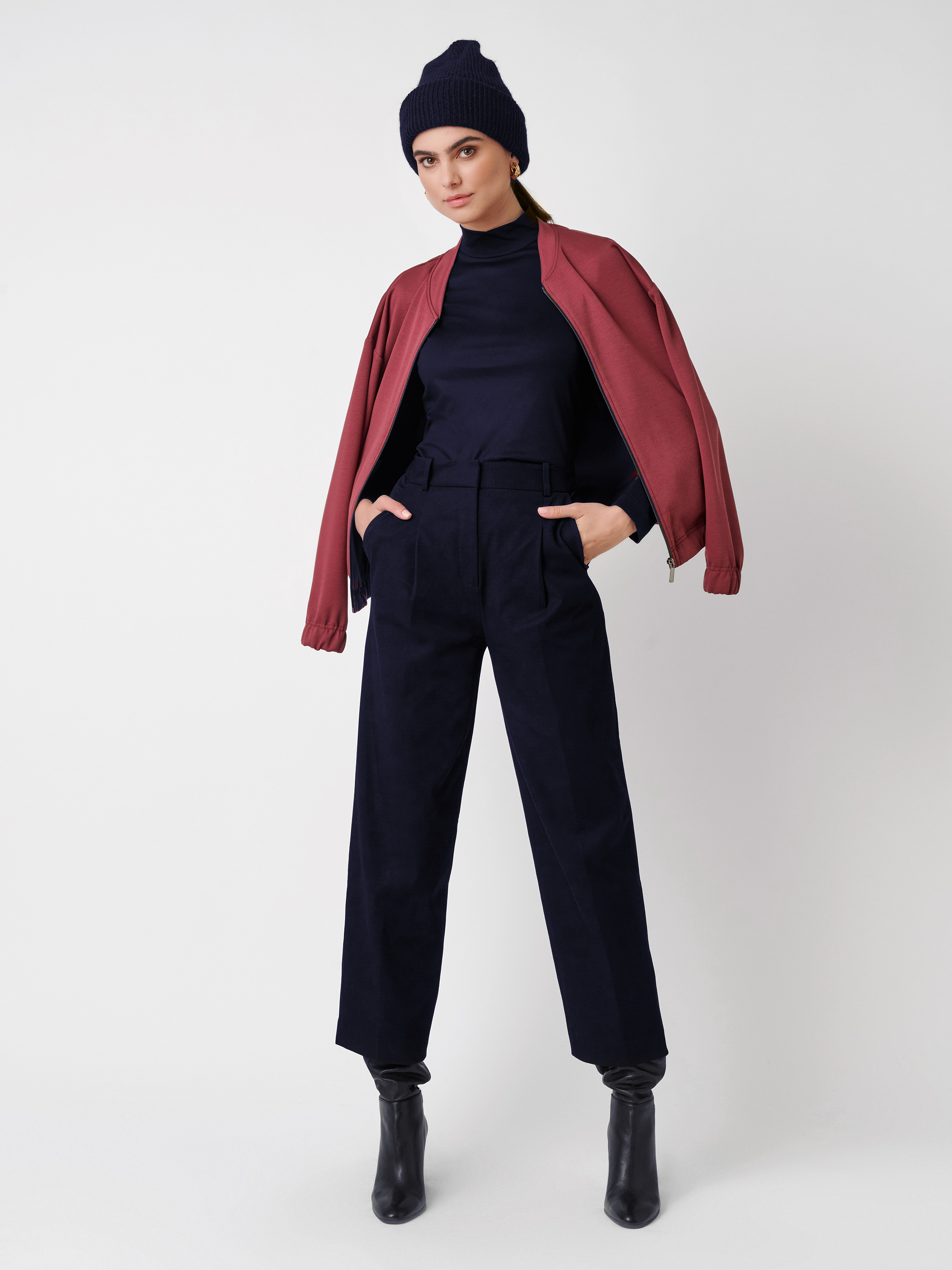 Sweater Anna navy outfit view Sweater Anna navy outfit view