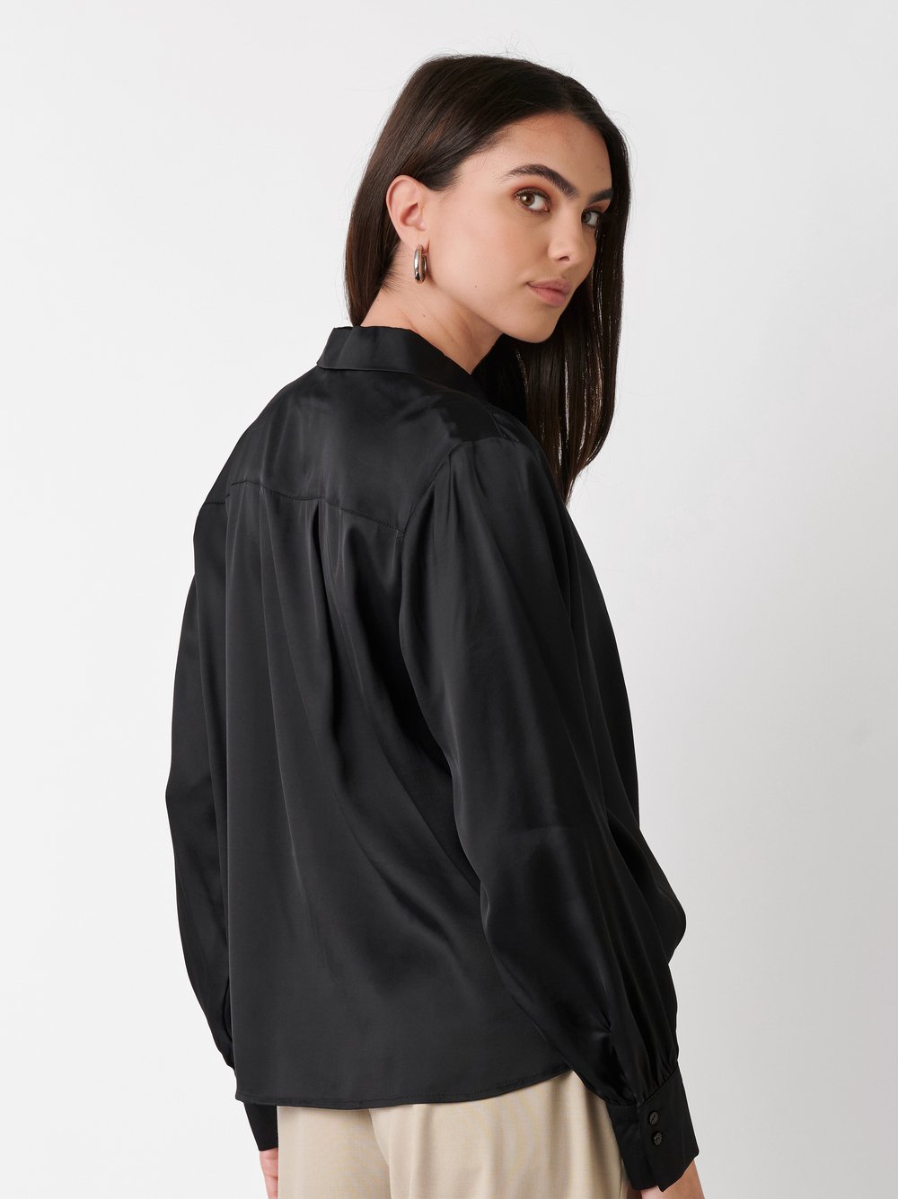 Blouse Lena black rear view Blouse Lena black rear view