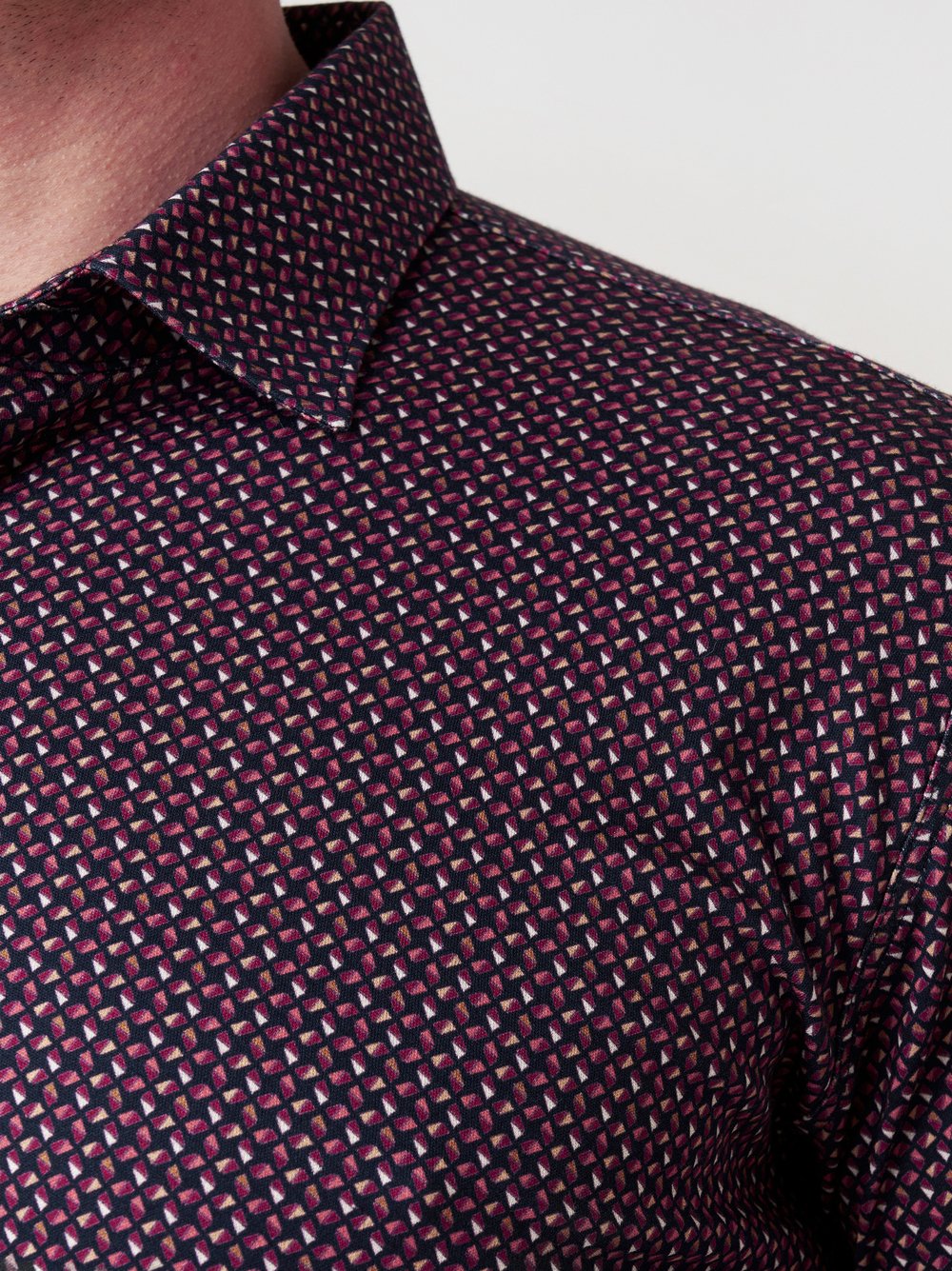 Shirt Casual Kent burgundy navy metric detail view