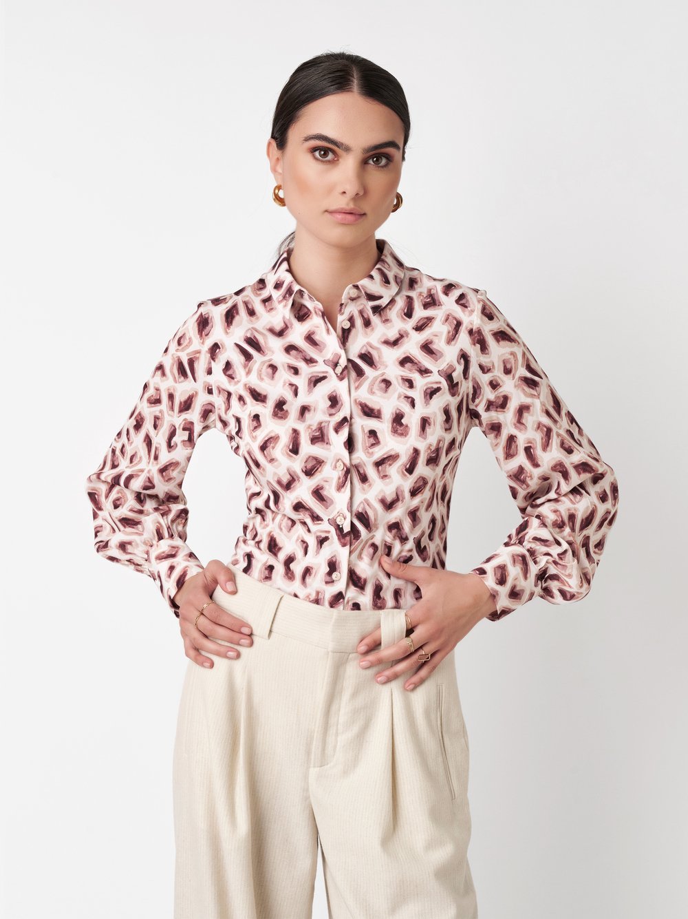 Bluse Pia abstract metric burgundy Vorderansicht