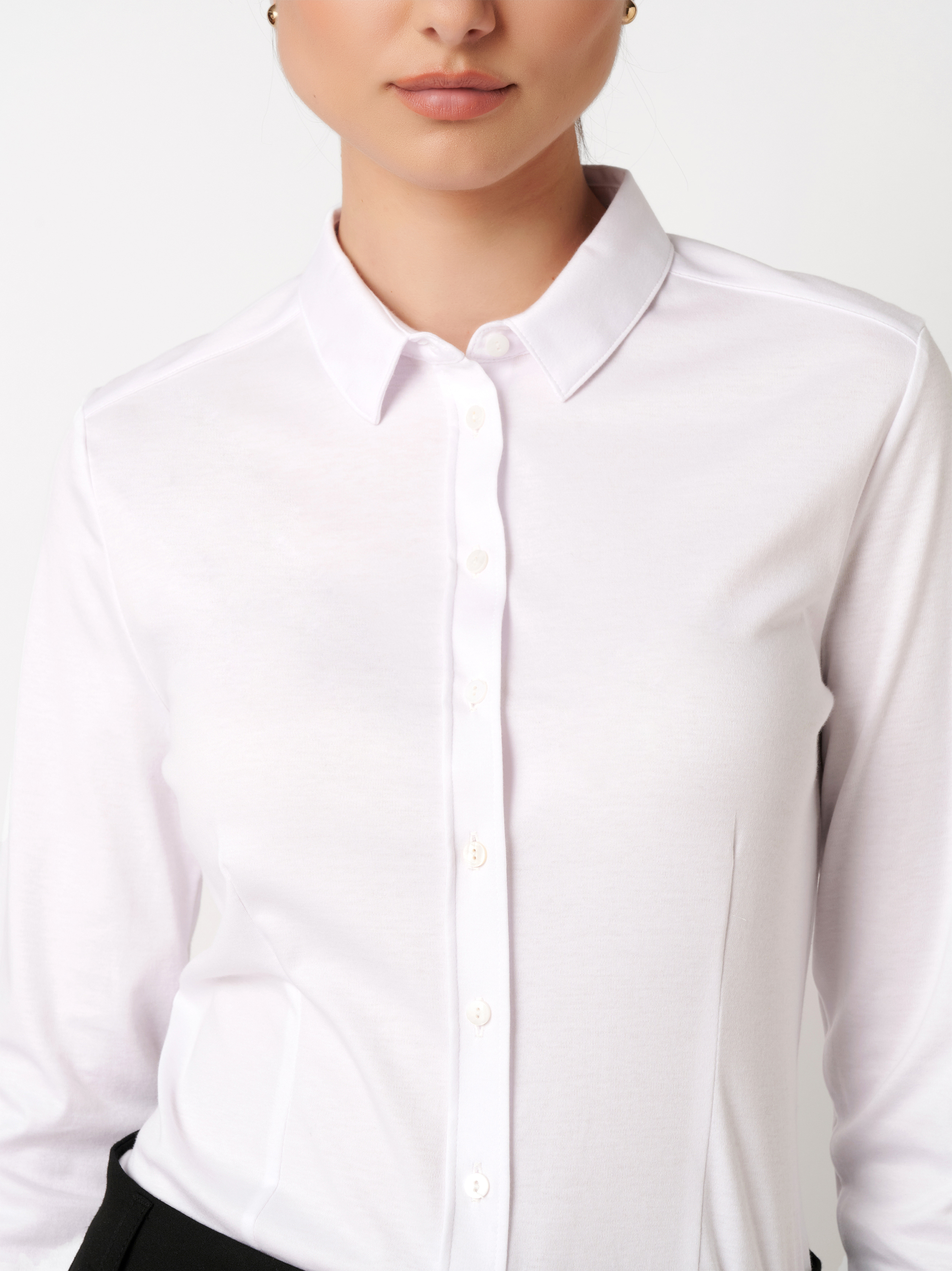 Damenbluse Pia in solid white, Detailansicht