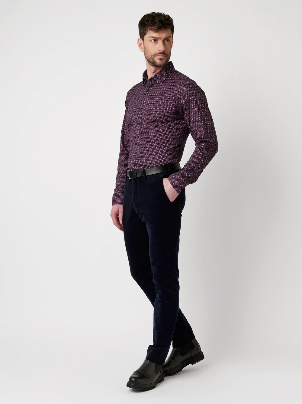 Shirt Casual Kent burgundy navy metric outfit view