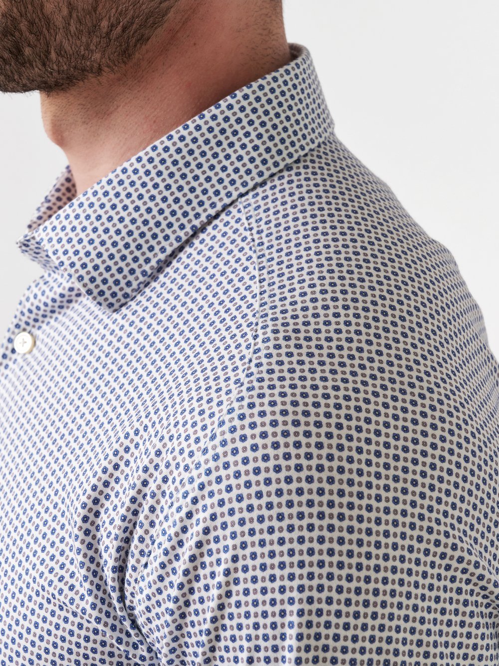 Hemd Casual Kent Blue camel flowers Detailansicht Hemd Casual Kent Blue camel flowers Detailansicht