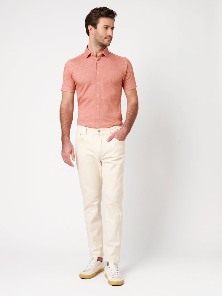 Mens shirt casual kent in apricot oxford, outfit view worn by model