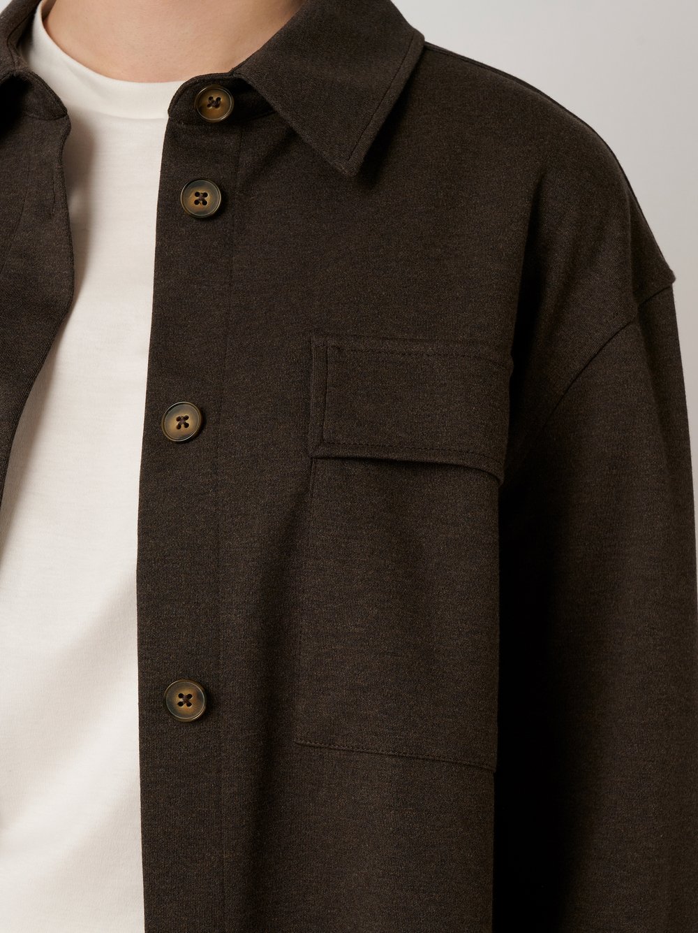 Womens blouse Sina in chocolate, detail view